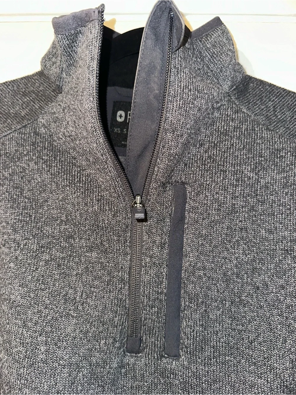 Figs Men's Heathered Dark Gray Quarter-Zip Sweater